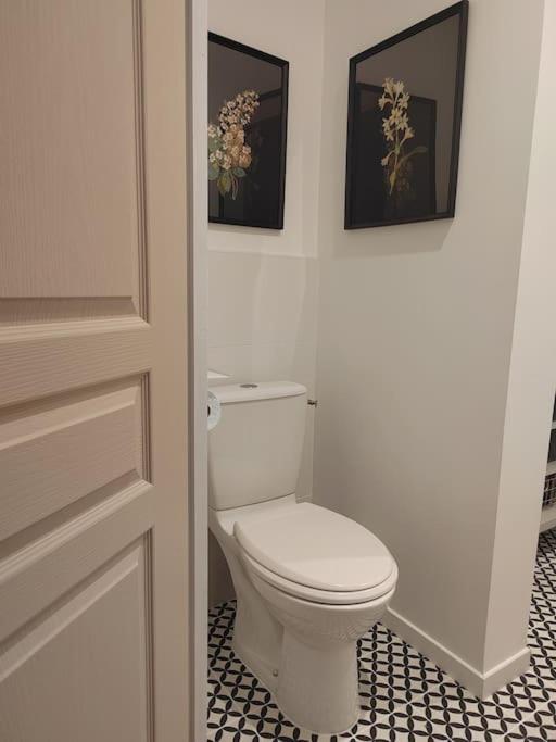 Magnifique Appartement Le Nid Des Thermes บาญเญอ-เดอ-บีกอร์ ภายนอก รูปภาพ